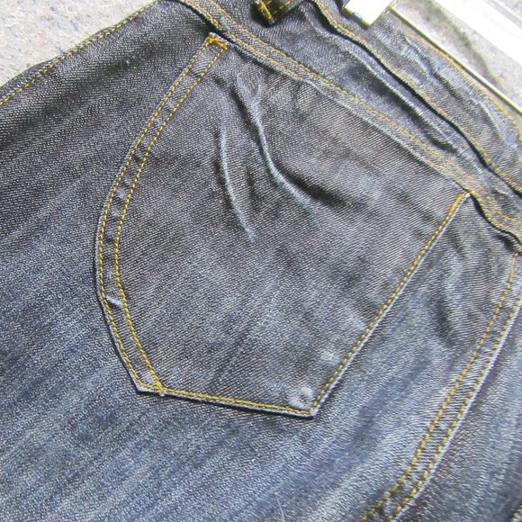 Women's Are Boot Cut Jeans - Picture 15 of 16